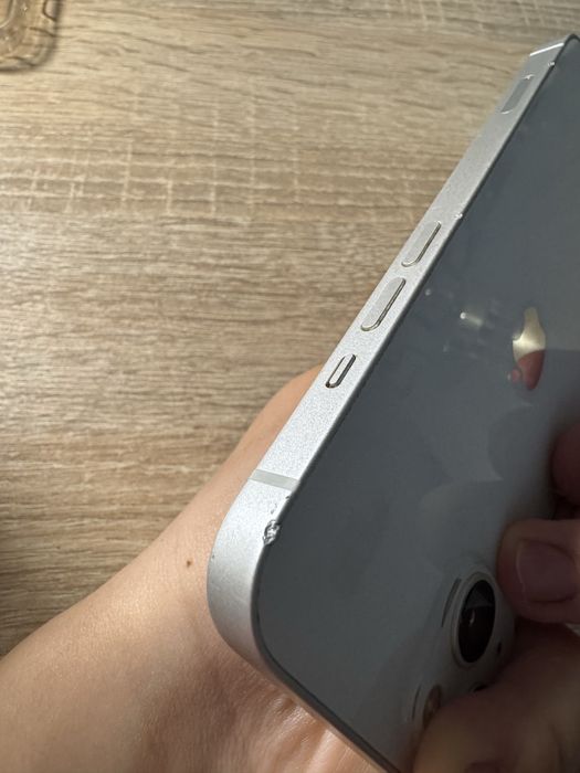 Iphone 13 bardzo zadbany 128GB