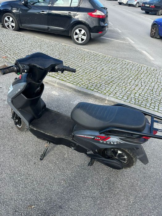 Scooter vórtex barata