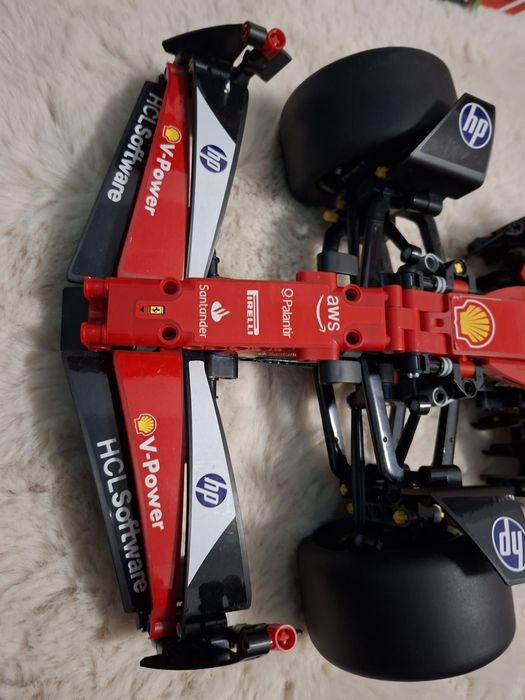 Klocki technic 42207 ferrari f1