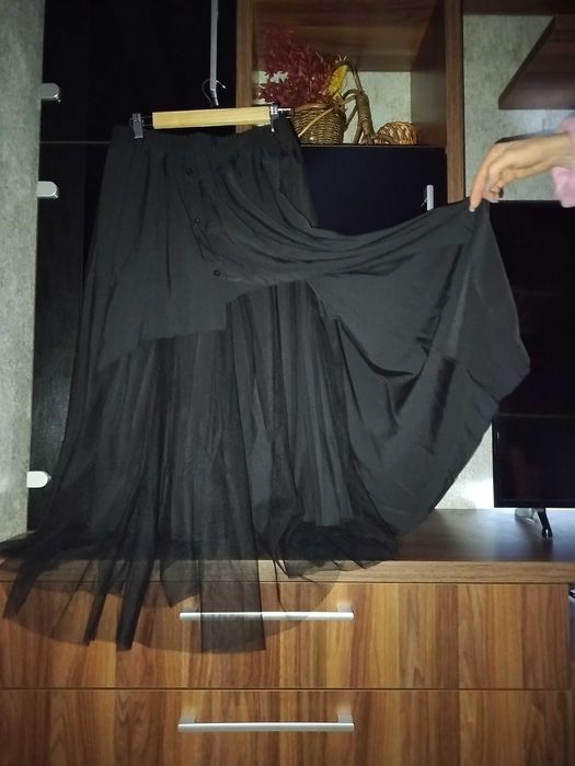 Продам новую юбку в готическом стиле.