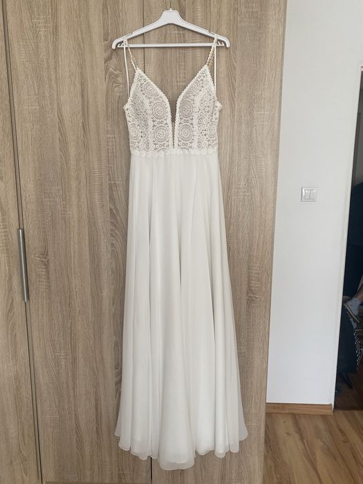 Suknia slubna rozmair 40