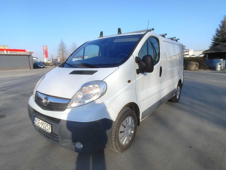 Opel Vivaro 2.0CDTI 2014r