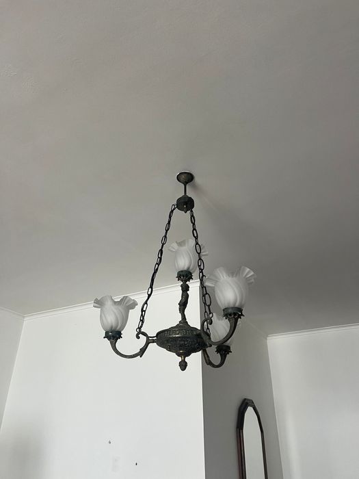 Candeeiro ou candelabro antigo