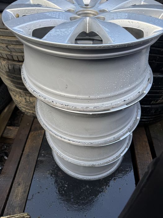 Felgi Aluminiowe 17” Passat B7 5x112 oryginał komplet