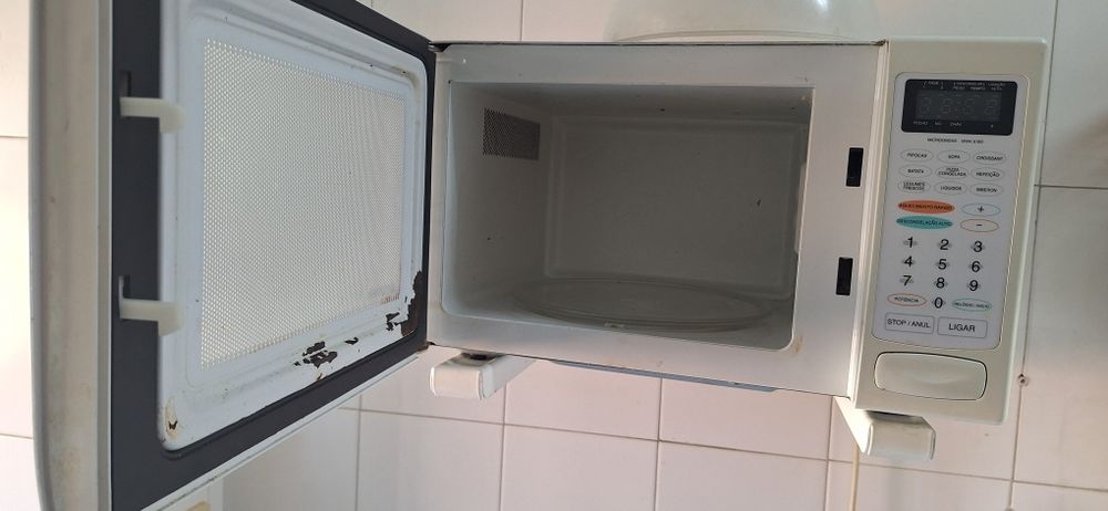 Microondas com suporte 10 euros