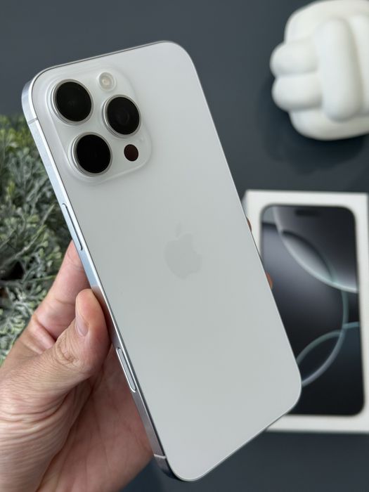 iPhone 16 Pro Max 256gb White Neverlock Айфон АКБ 100%