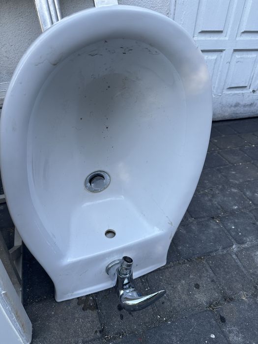 Bidet koło z baterią  i miska wc ze stelażem bdb stan  tanio sprzedam