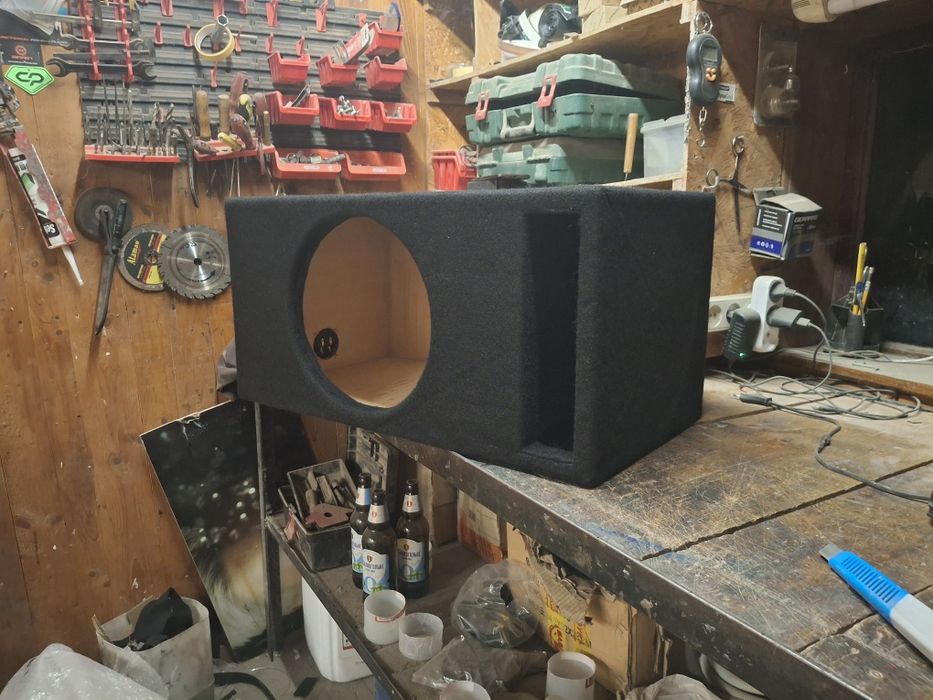 Короб для сабвуфера 12 дюймів фазоінверторний фанера