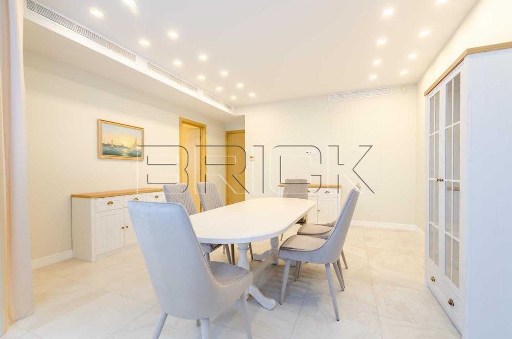 Apartment in Kyiv - View 5