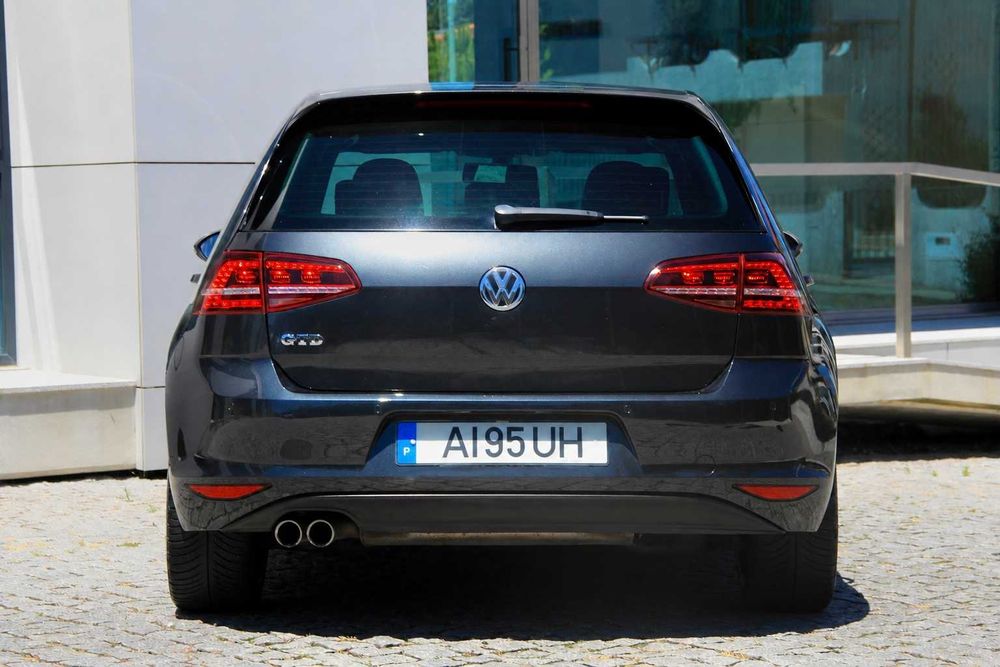 Volkwagen Golf 2.0 TDI GTD - Desde 185€/mês