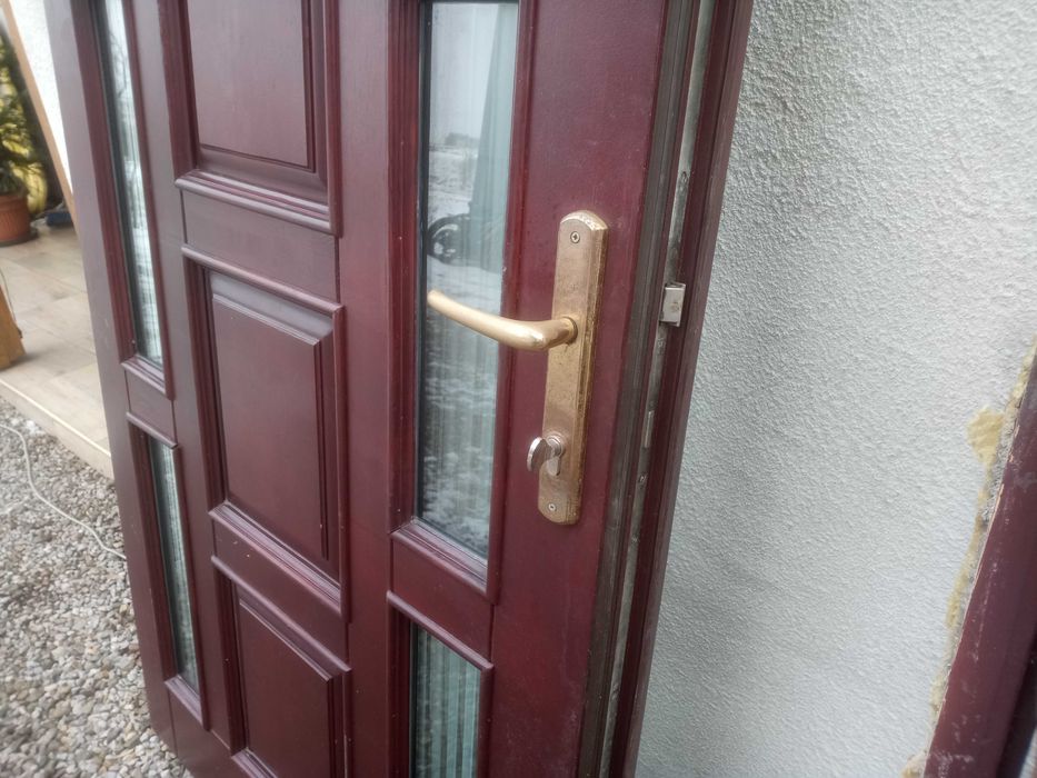 Drzwi wejściowe 100 cm, drewniane stan dobry.