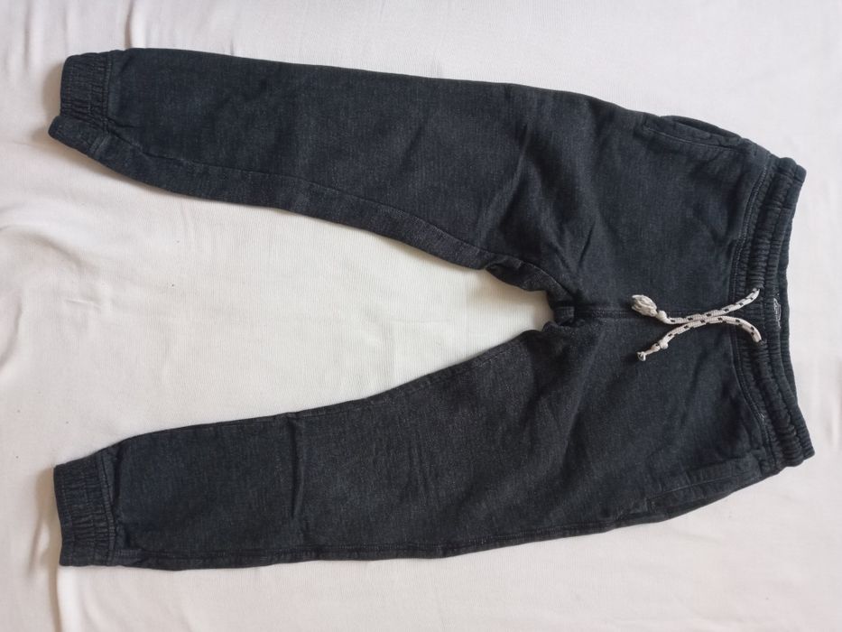 Спортвные штаны c&a р.140