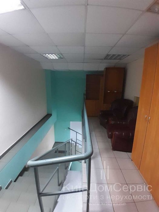 Без % продам офісне приміщення метро Святошин Житомирська Котельникова 35 є генератор