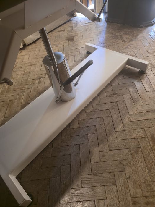 Marquesa Hidráulica Profissional Regulável – Venda Urgente Lisboa