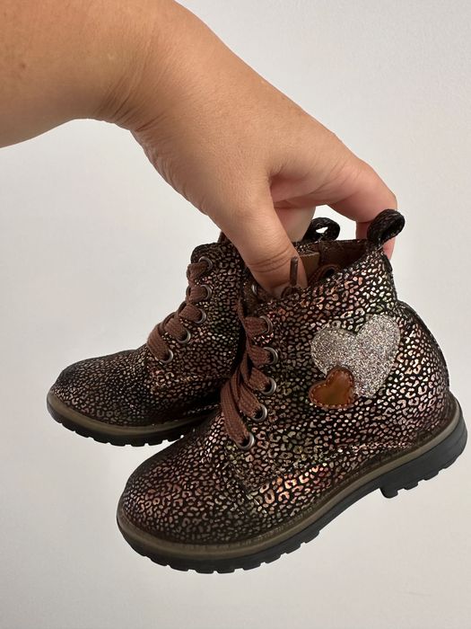 Botas Castanhas Brilhantes Nini & Girls 23