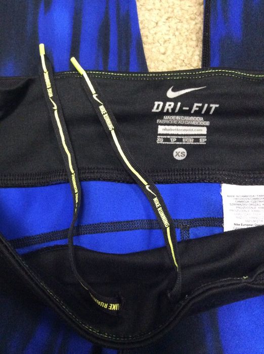 Тайтсы Nike Epic Run Crop оригинал сост. отличное плотные размер XS