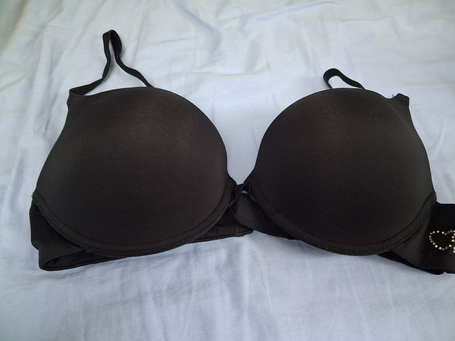 Staniki czarny  70 B z Lidla