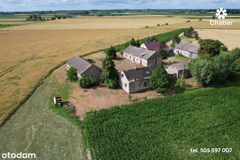 Siedlisko ok. 60 m2 z działką ok. 4800 m2 we wsi Kołatek.