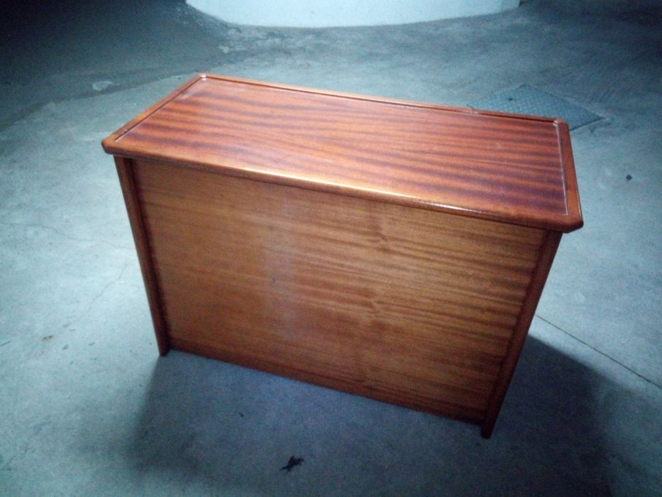Secretaria 120x60 com cadeira, 2 gavetas e arrumação
