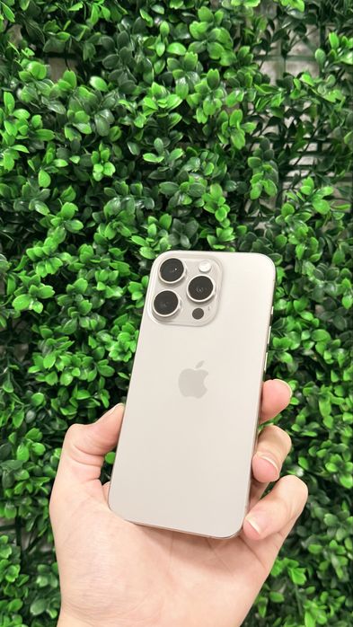 Apple iPhone 15 Pro 128Gb Cinza - Pague em 18x