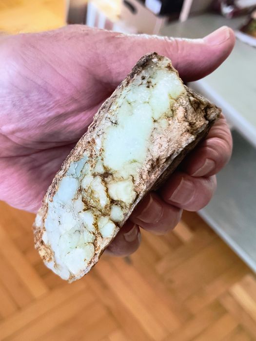 Kamień szlachetny, Chryzopraz