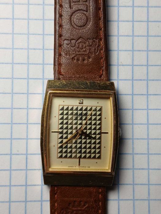 Вінтажний рідкісний японський чоловічий годинник Orient Quartz