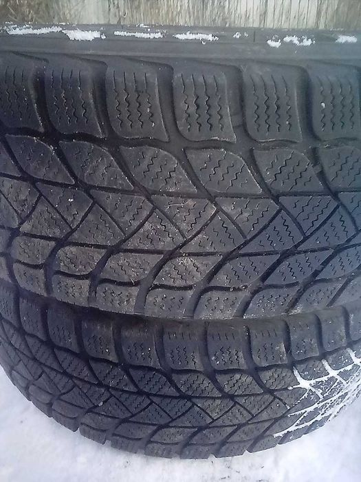 Opony zimowe r15 1szt