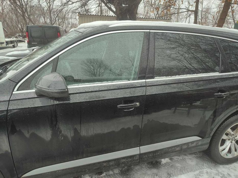 Дверь ліва/Двері ліві/Дверь передняя/Задняя  Audi Q7 4m 2016 р