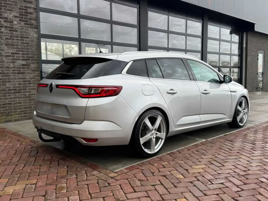 Renault Megane      2017