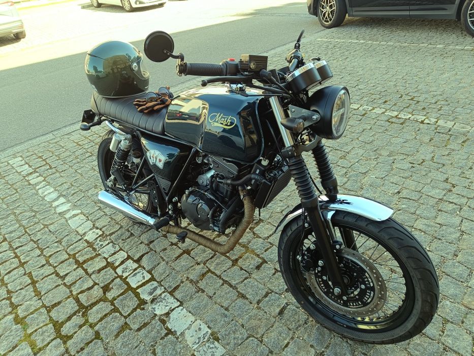 Mash  black  Seven 125