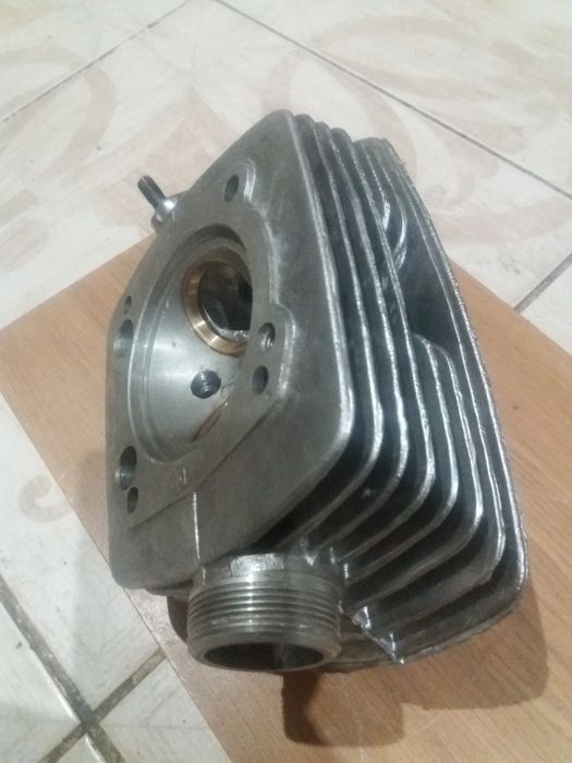 Продам правую головку мт 11