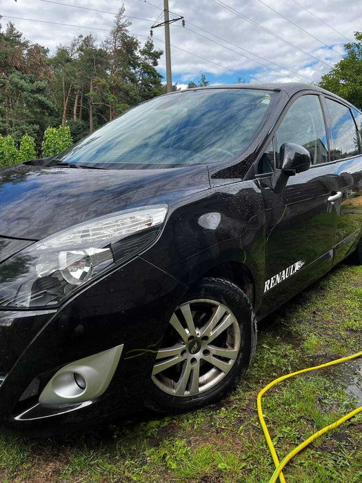 Renault Grand Scénic 2010 рік