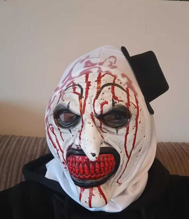 Máscara Terrifier nova