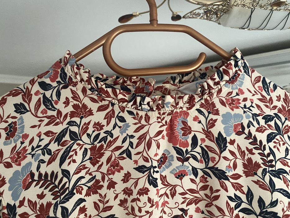 Блузка блуза бежева у квіти стиль бохо primark s С м