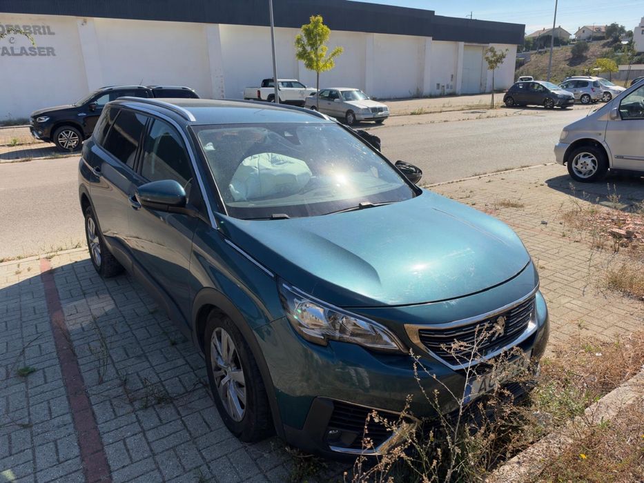 Peugeot 5008 1.6hdi AUT — photo 4