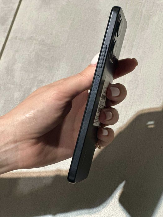 Смартфон Xiaomi Redmi Note 12 8/128 Хорошее состояние 8 Оперативная