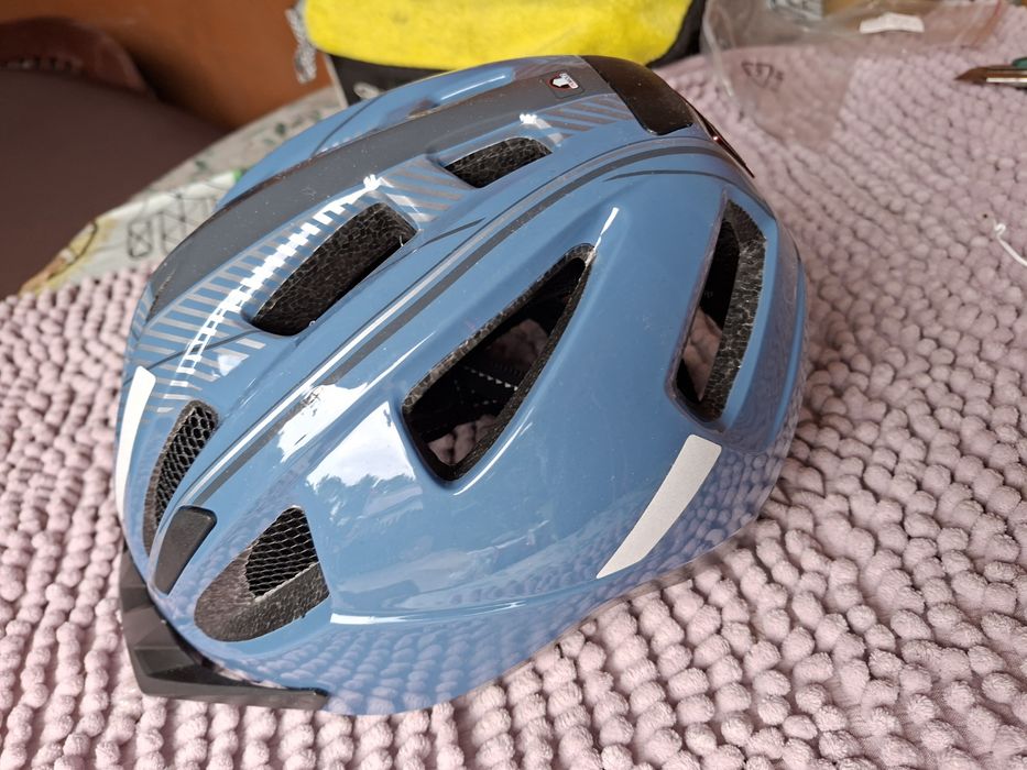 Nowy kask rowerowy