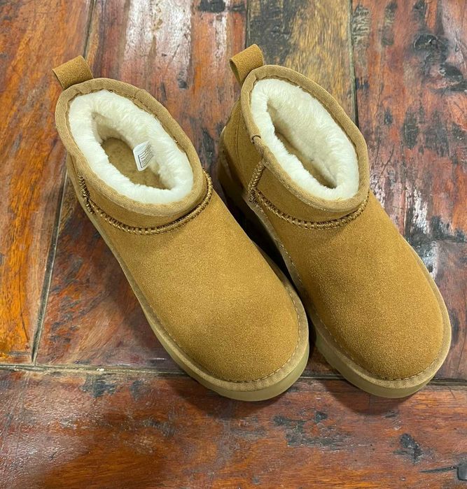 Botas UGG número 35 e número 36, novas