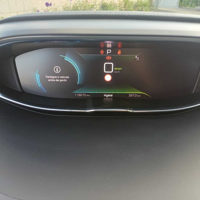 Peugeot 3008 GT HYBRID PLUG-IN 225CV c/IVA