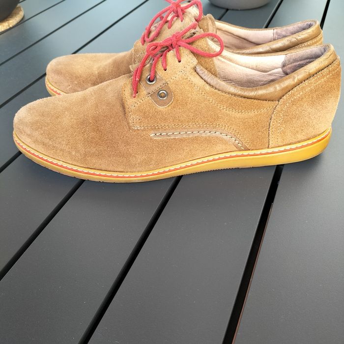 Sapatos em muito bom estado