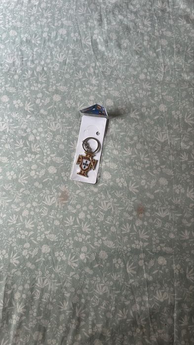 Vendo porta chaves portugal novo