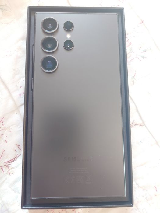 Телефон Samsung s24 Ultra