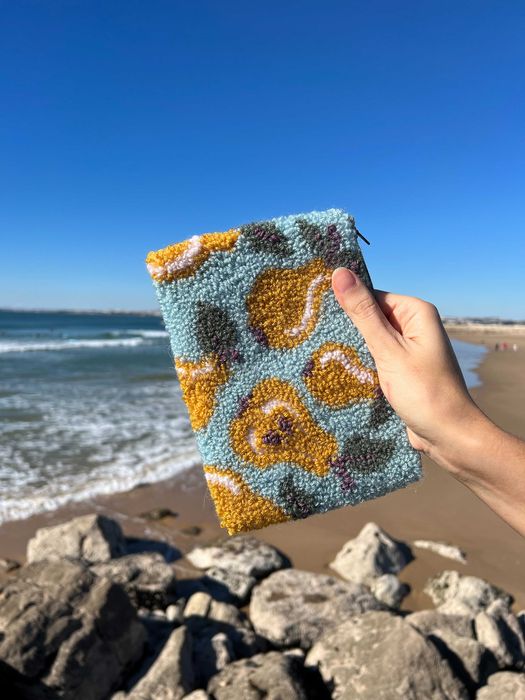 A bolsa, feita à mão perfurador da agulha