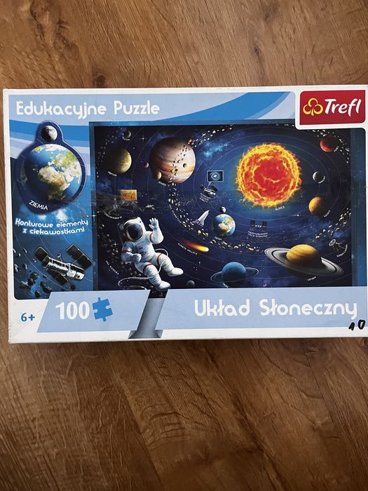 Puzzle z układem słonecznym