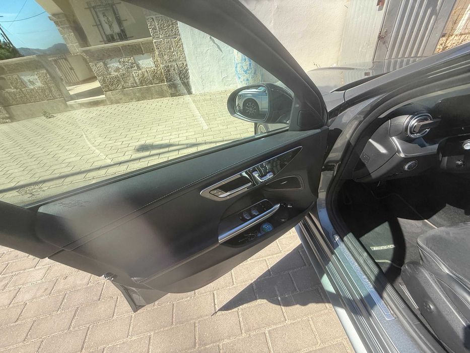 Mercedes C300e 2022 312CV