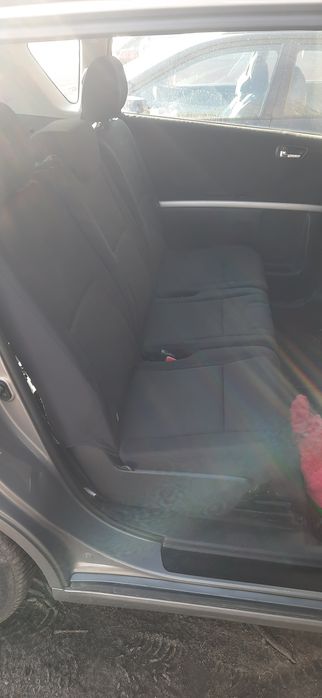 Oddam za darmo. 3 fotele toyota corolla verso