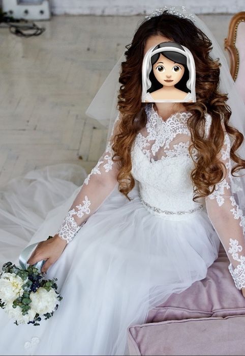 Весільна сукня Dominiss