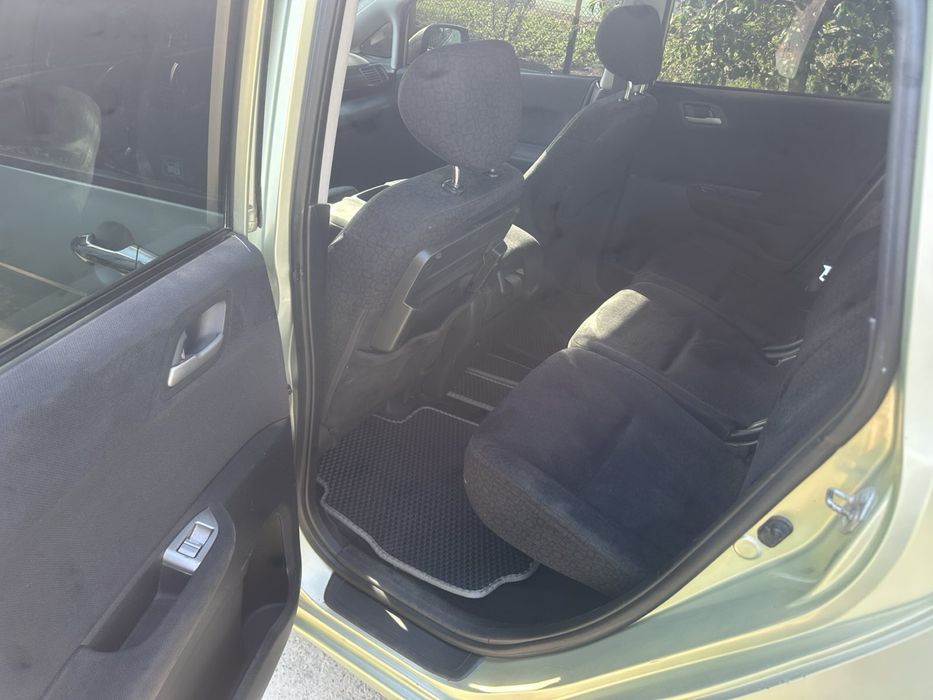 Honda FR-V  2.0 газ/бензин