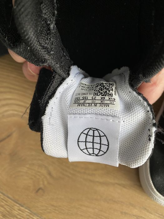 Adidasy czarne roz.23