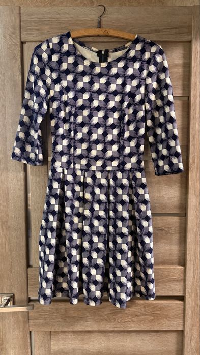 Продам сукні в ідеальному стані